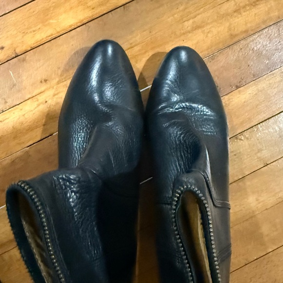 Frye Black Steffi Zip Short Leather Vintage Ankle Boots Size 9 - Picture 8 of 8